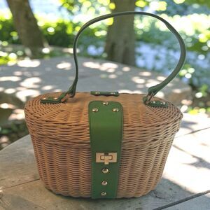 Vintage Ratan Aignar Purse, Size Medium, Yellow Floral Lining With Pockets